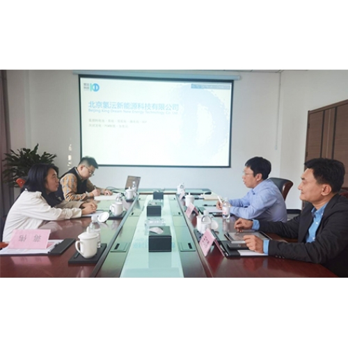 公司總經(jīng)理呂大偉、總經(jīng)理助理王志勇赴東旭集團(tuán)氫能融合產(chǎn)業(yè)園，與投資中心總經(jīng)理張茜、北京氫沄新能源科技公司理事趙珩接洽，建立合作意向